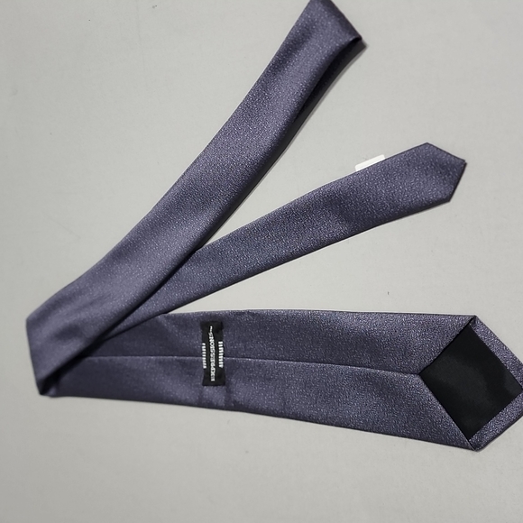 Expression Tie - Picture 4 of 4